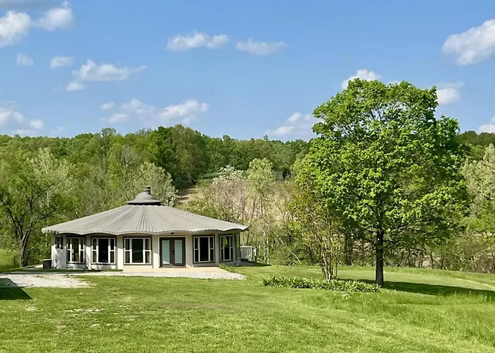 Unique 1970s Round House W Hot Tub * Elizabethtown